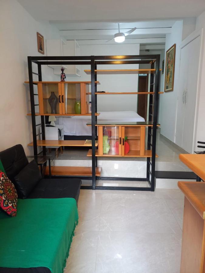 Flat Recem Reformado - Excelente Localizacao - Ssaparts Brasll Salvador Esterno foto